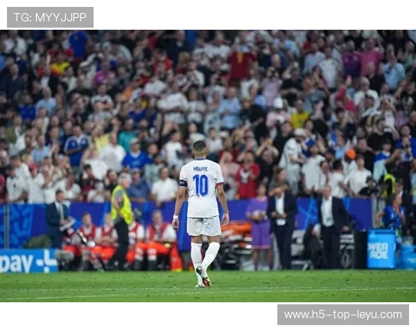 亚马尔在欧冠赛场表现突出，打破姆巴佩纪录，欧冠资格赛马尔默